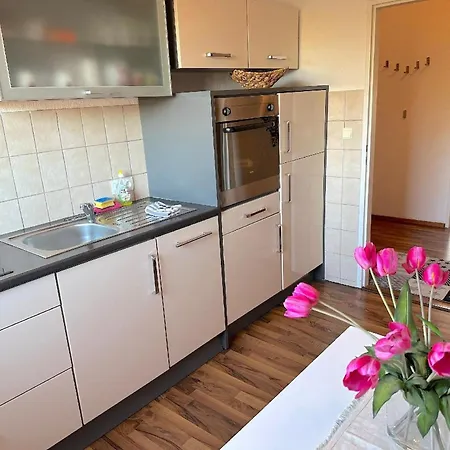 Apartment Herrliche In Kattenturm Mit Grill Bremen